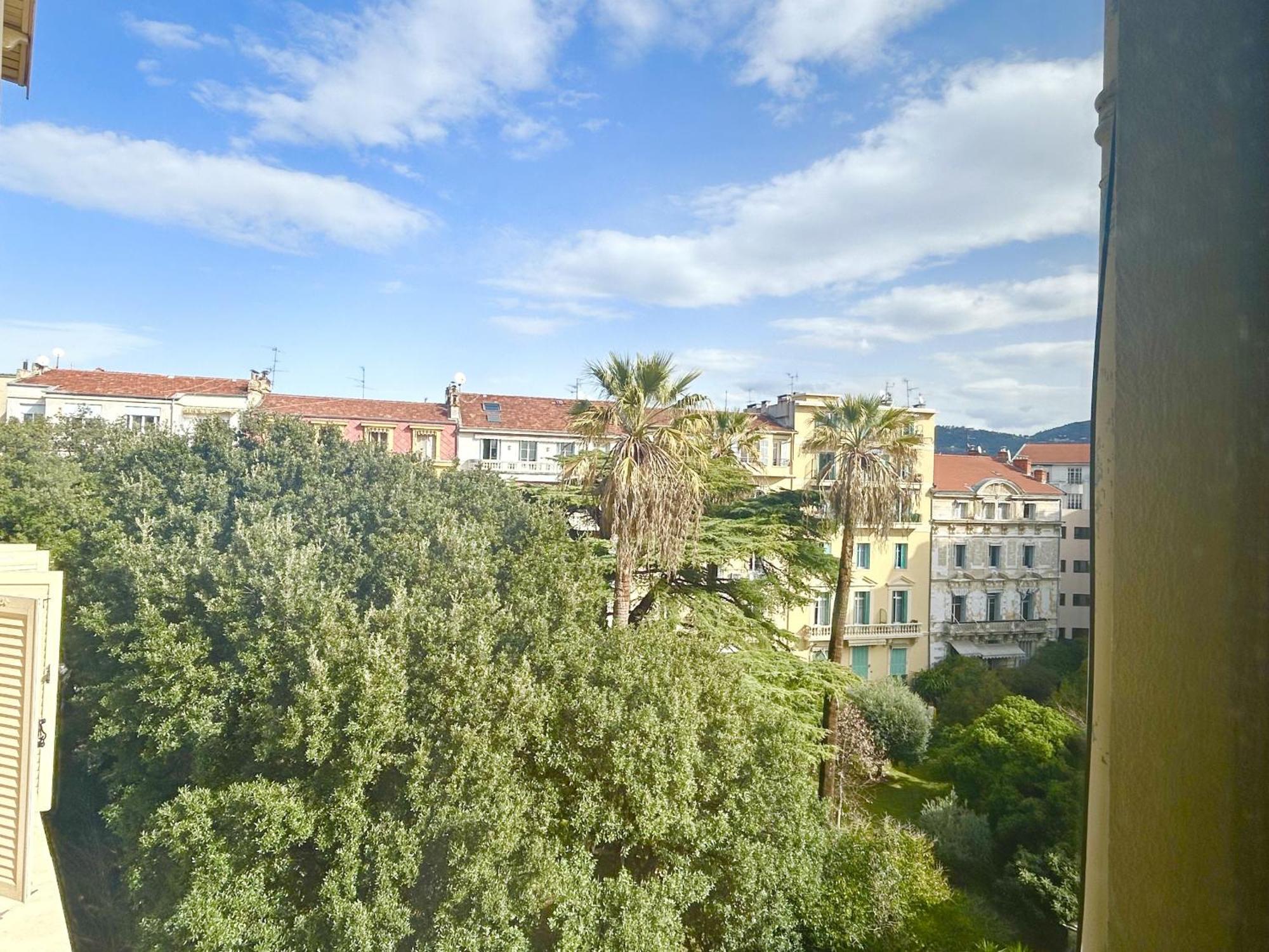 Aparthotel Riviera - Grimaldi Ac - Promenade Des Anglais - Balcon Victor Hugo 2 尼斯 外观 照片